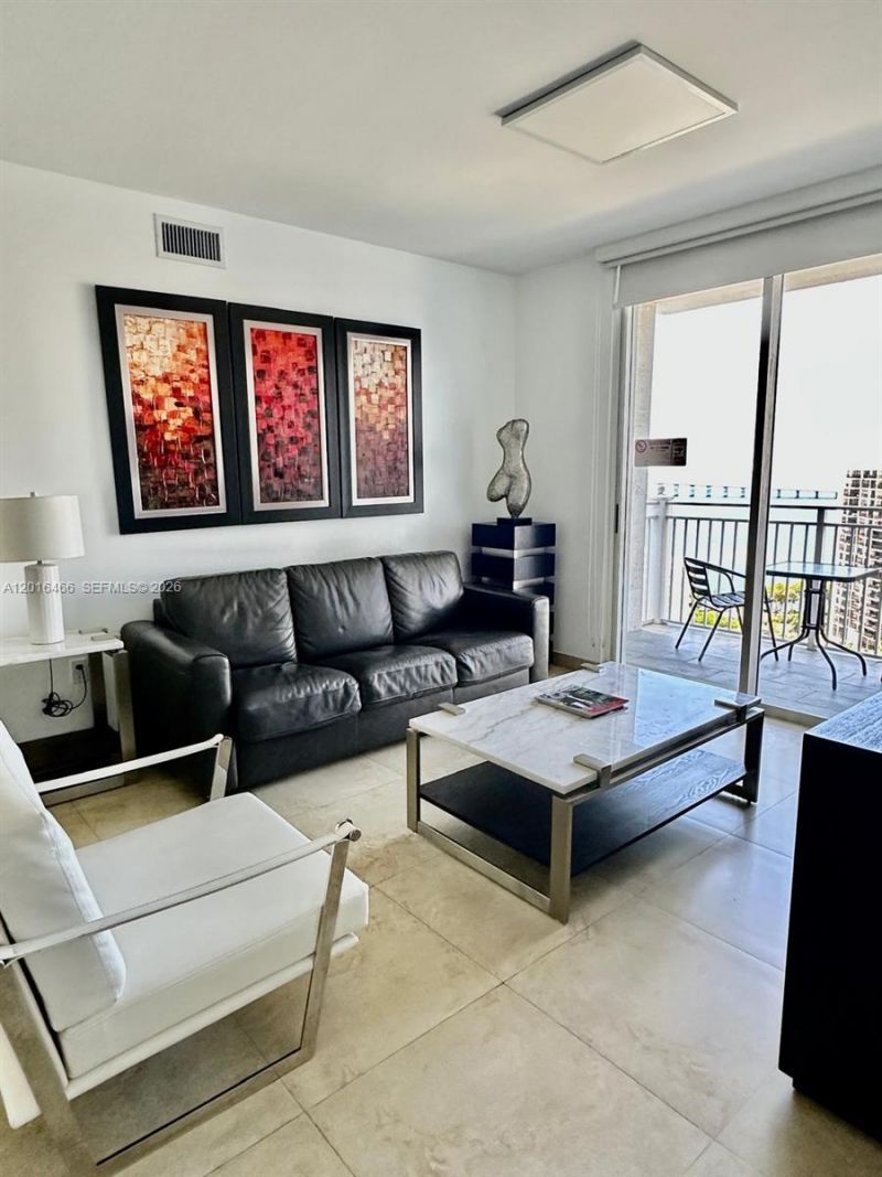185 SE 14th Ter, Unit 1905, Miami, FL 33131 Photo