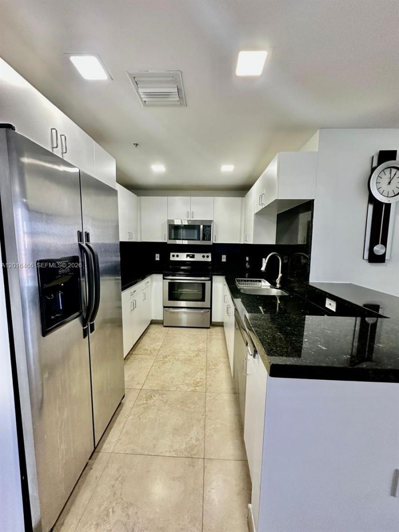 185 SE 14th Ter, Unit 1905, Miami, FL 33131 Photo