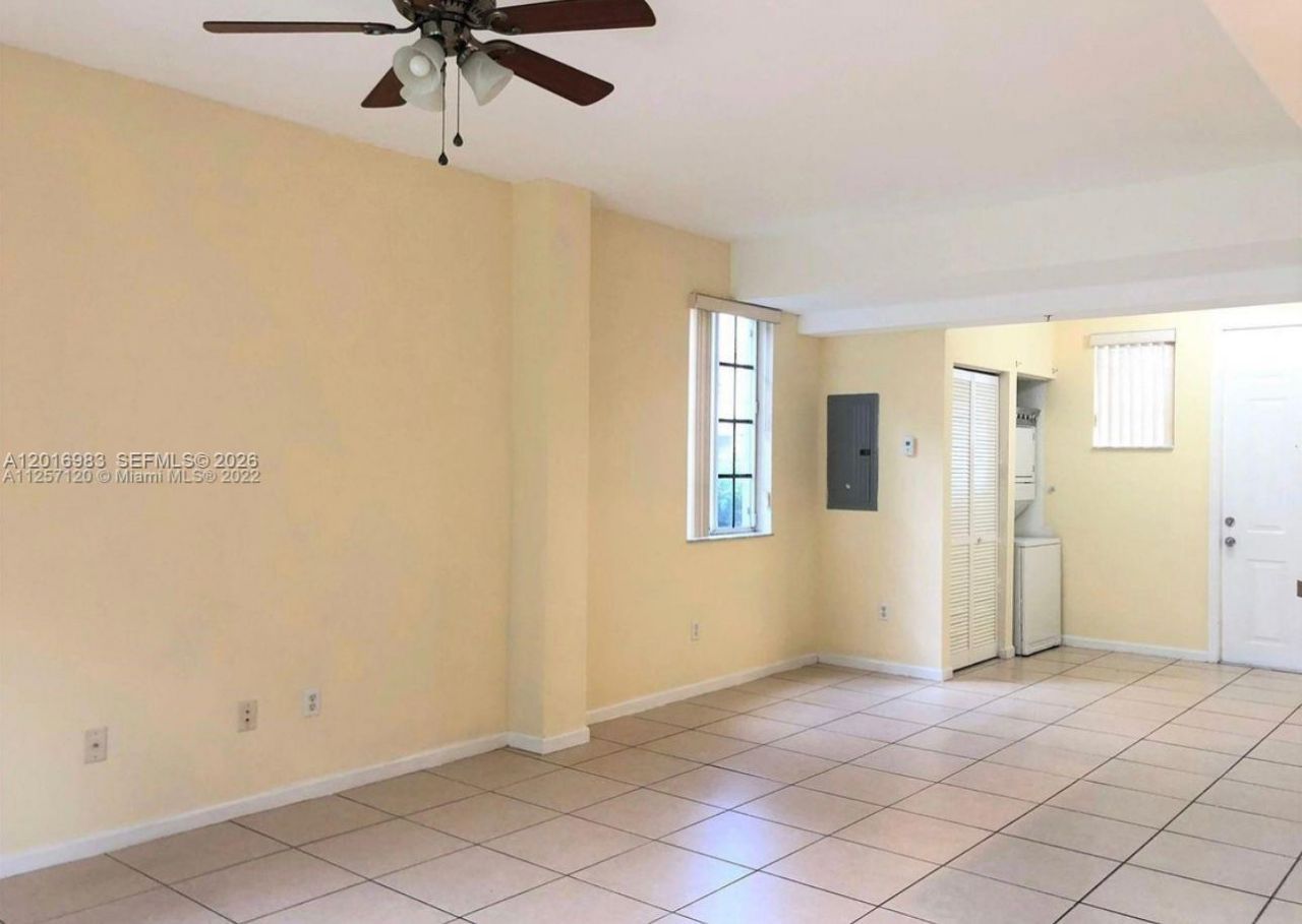 1971 Freeport Ln , Unit 4915, Riviera Beach, FL 33404 Photo