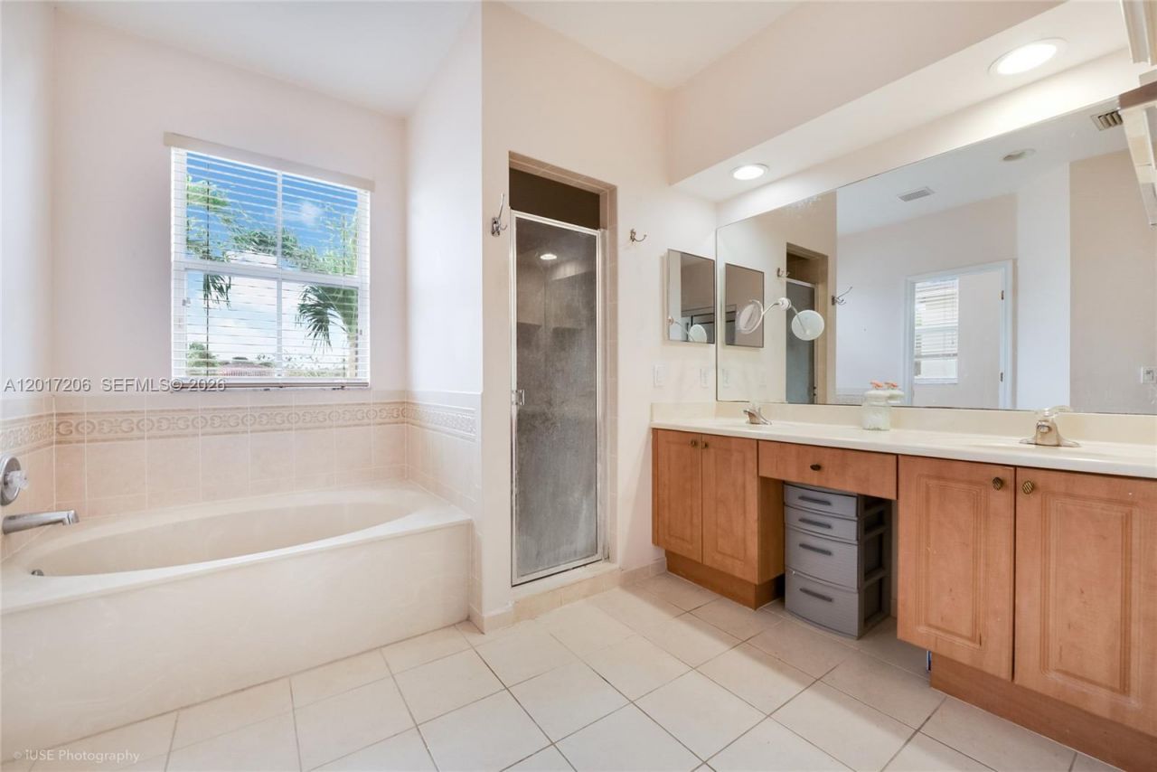 1402 SE 16th Ave , Homestead, FL 33035 Photo
