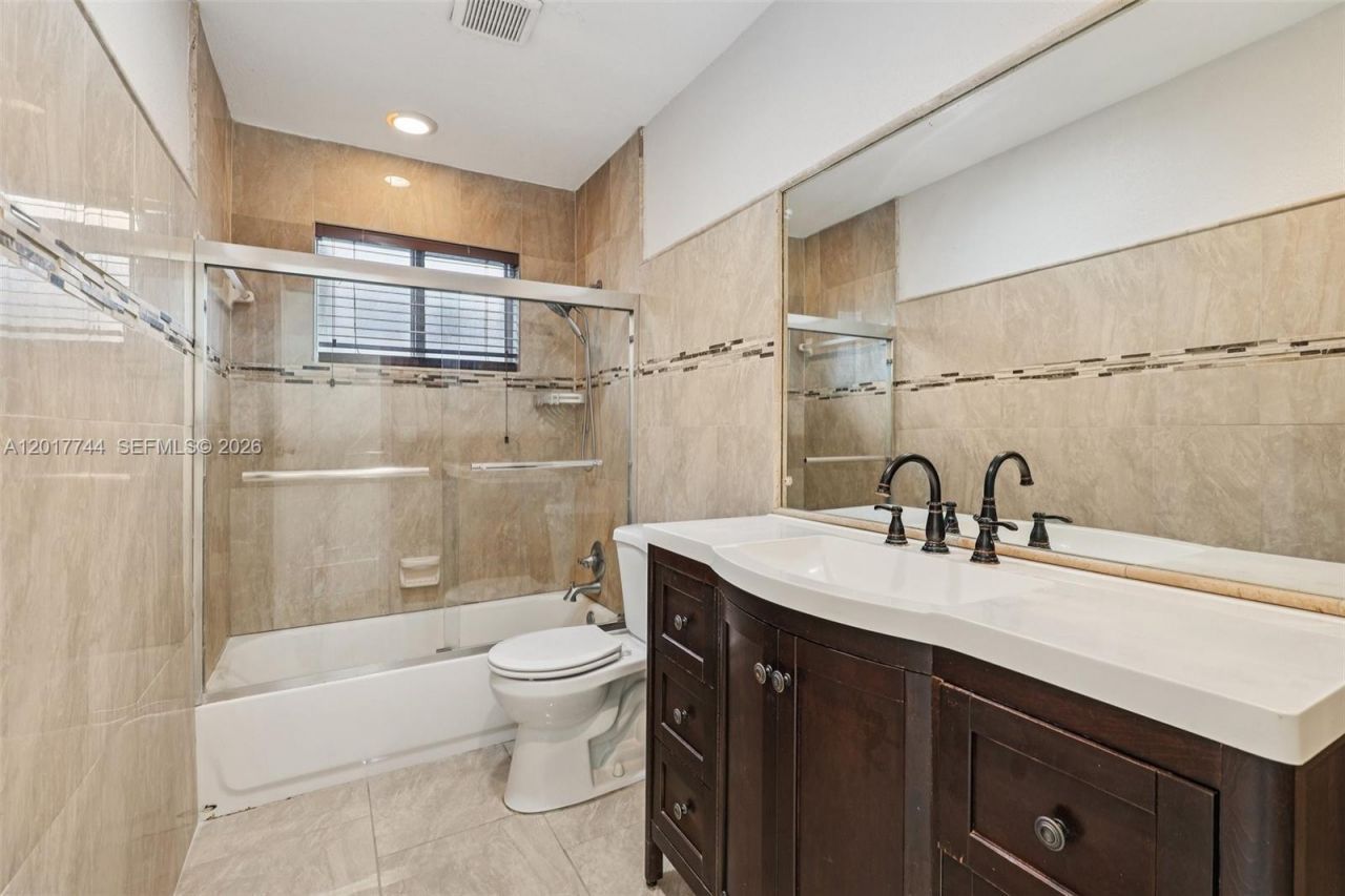 3842 Jasmine Avenue , Miramar, FL 33023 Photo