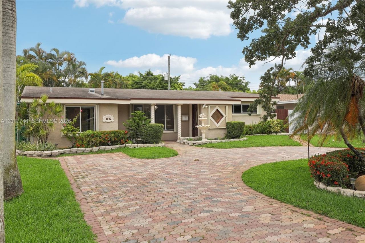 3842 Jasmine Avenue , Miramar, FL 33023 Photo