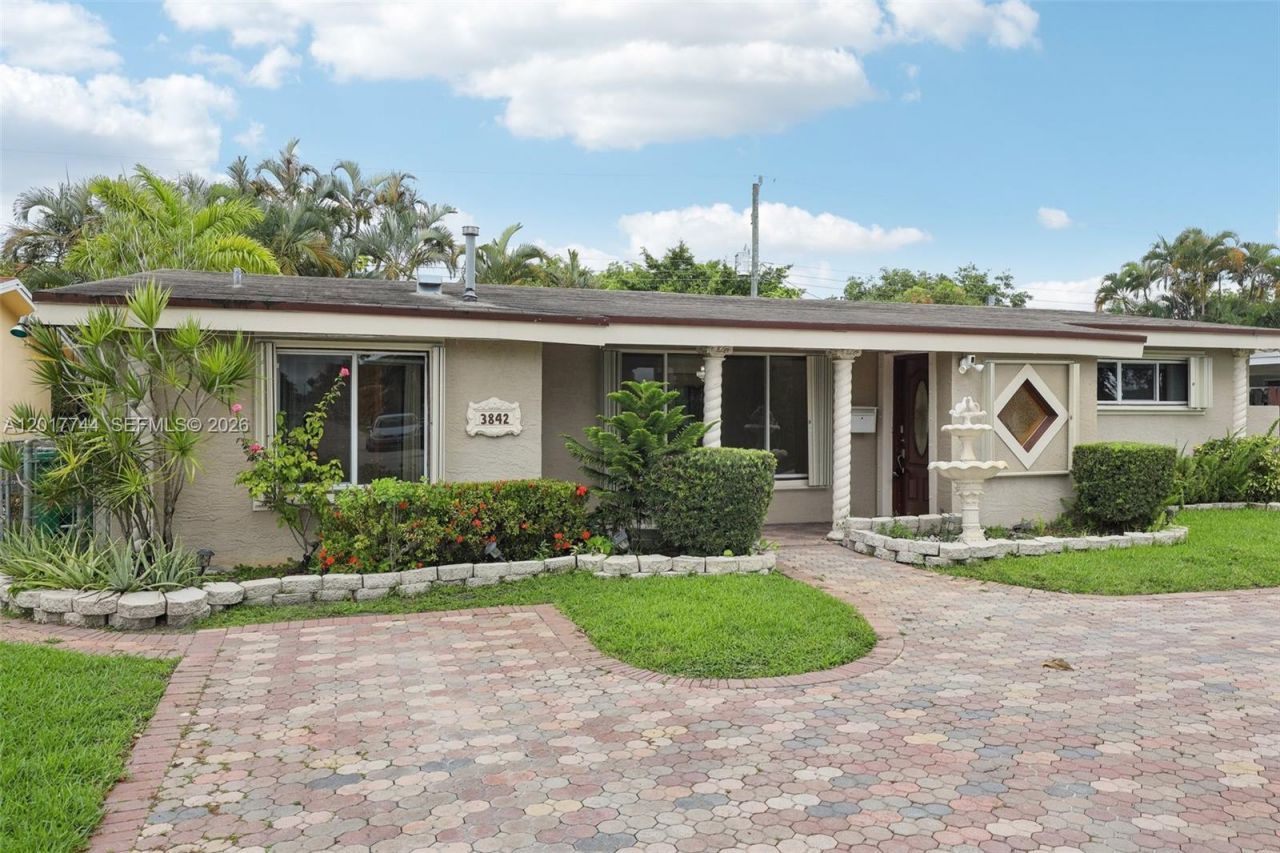 3842 Jasmine Avenue , Miramar, FL 33023 Photo