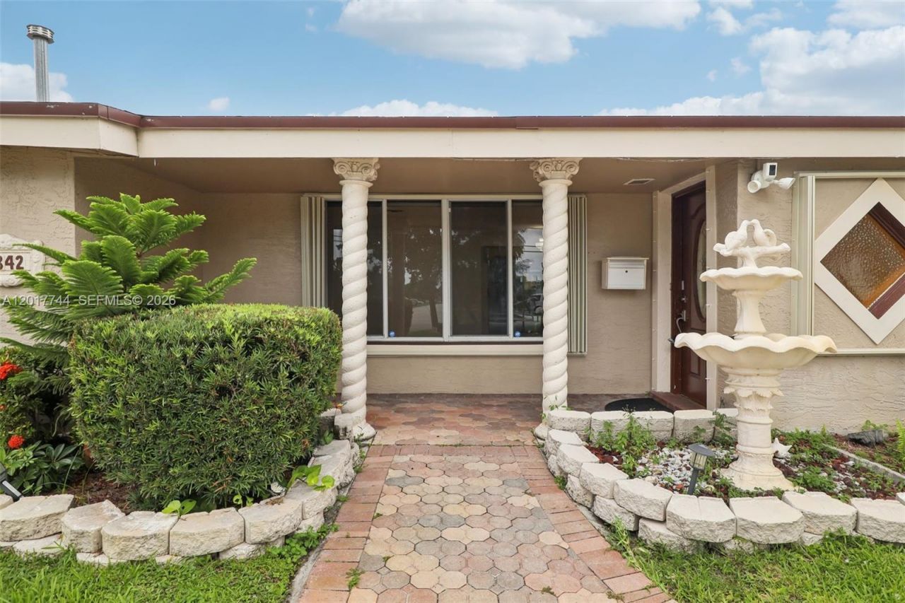 3842 Jasmine Avenue , Miramar, FL 33023 Photo