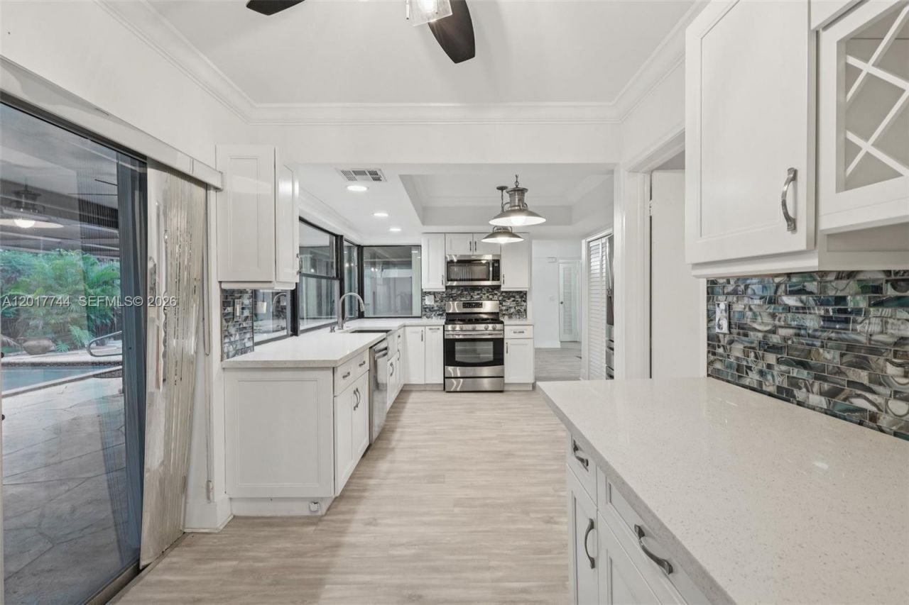 3842 Jasmine Avenue , Miramar, FL 33023 Photo