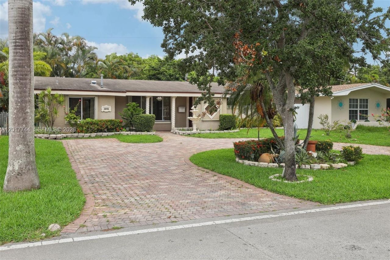3842 Jasmine Avenue , Miramar, FL 33023 Photo