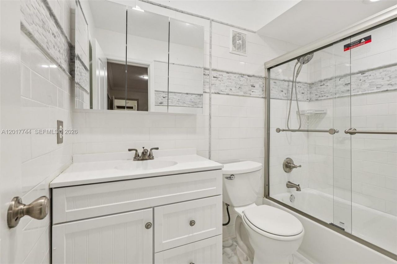 3842 Jasmine Avenue , Miramar, FL 33023 Photo