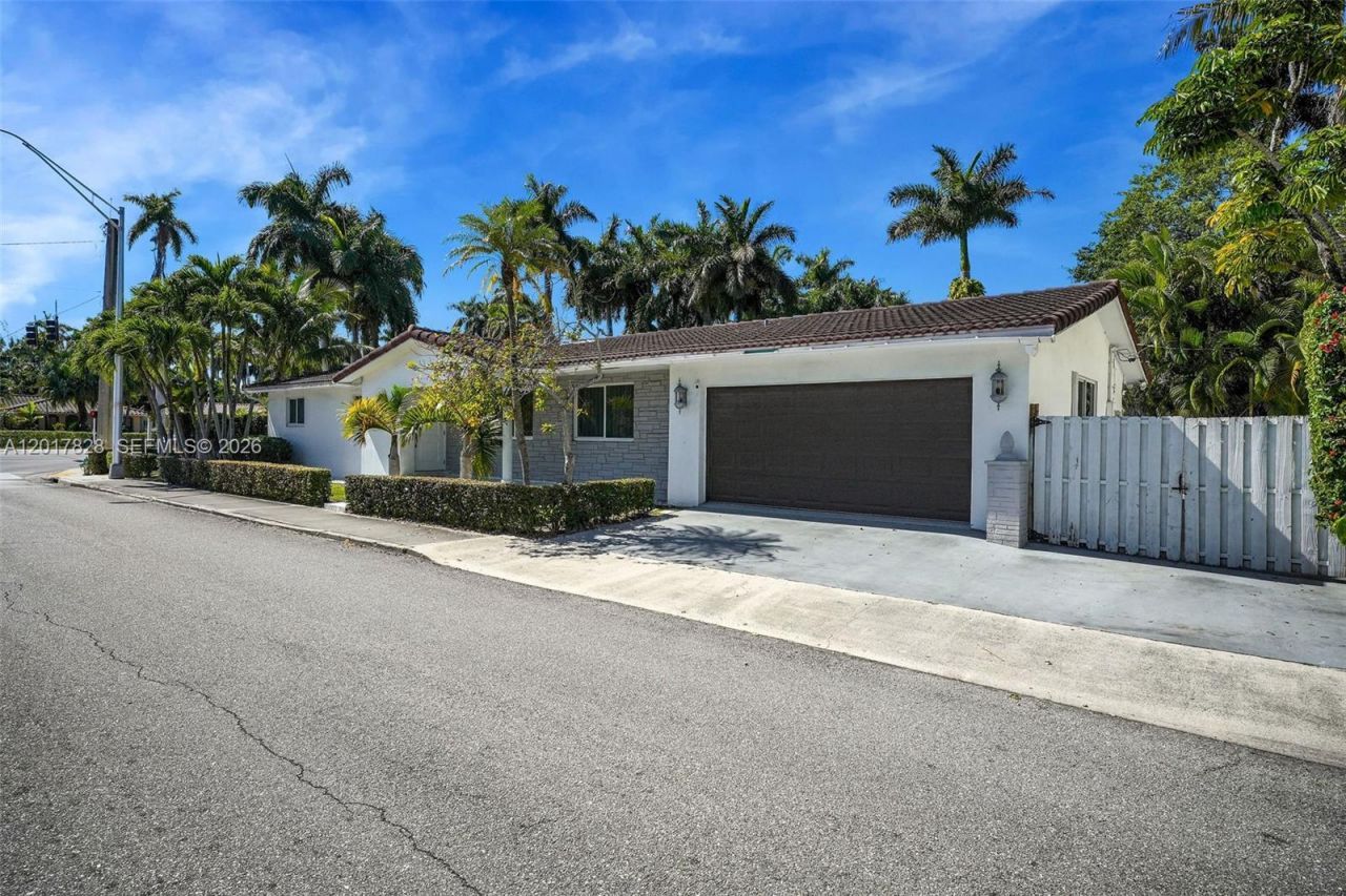 1301 Hollywood Blvd, Hollywood, FL 33019 Photo