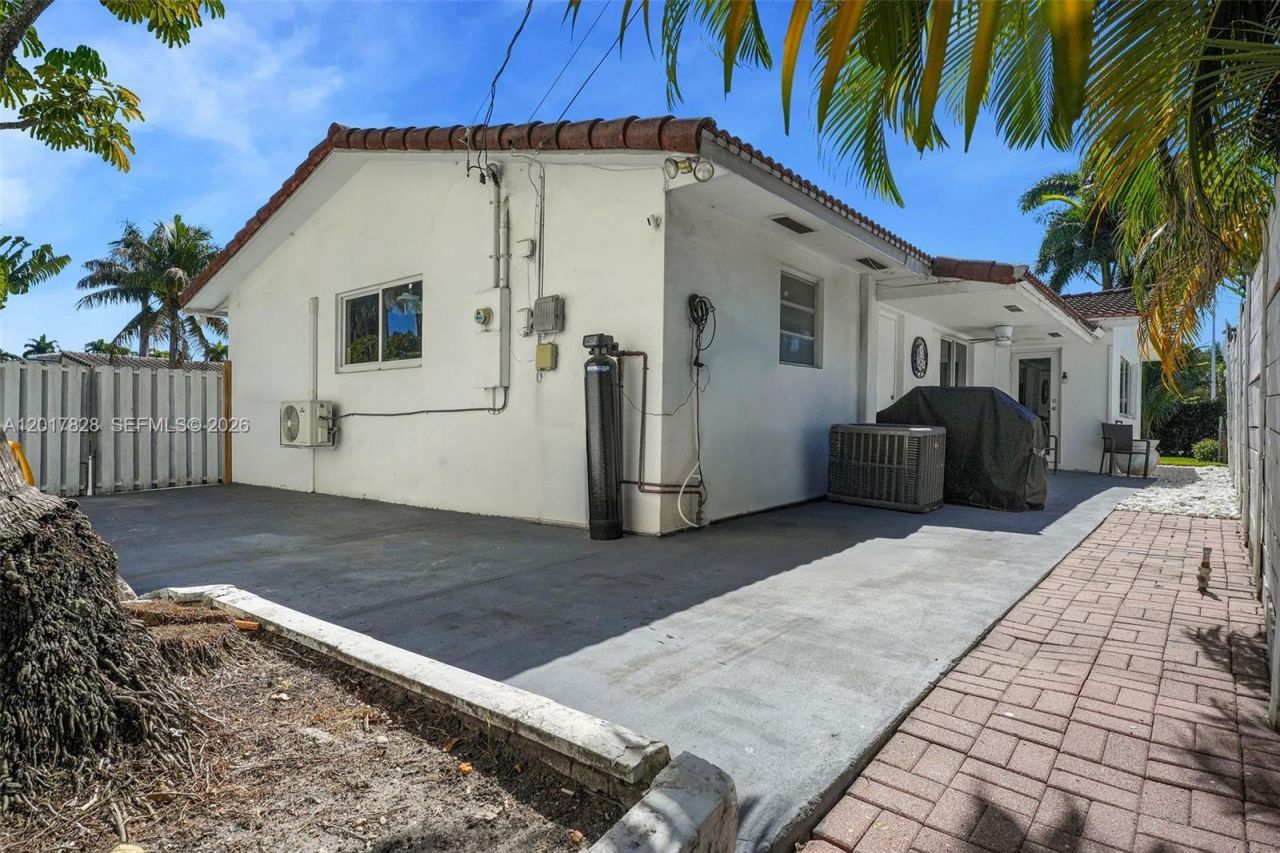 1301 Hollywood Blvd, Hollywood, FL 33019 Photo