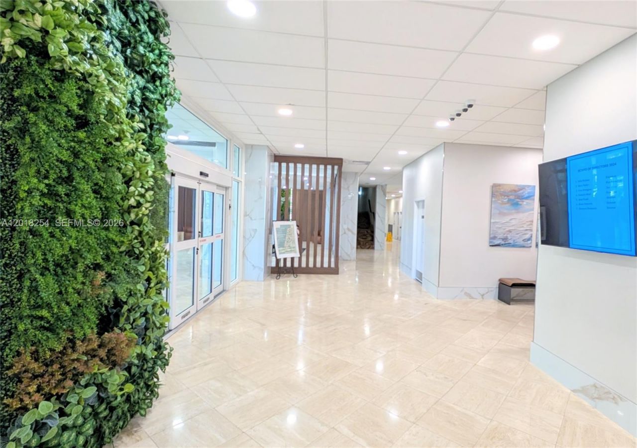 250 174th St, Unit 2311, Sunny Isles Beach, FL 33160 Photo
