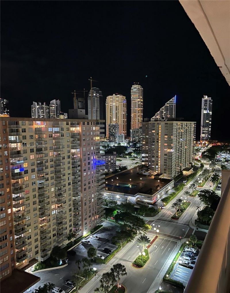 250 174th St, Unit 2311, Sunny Isles Beach, FL 33160 Photo