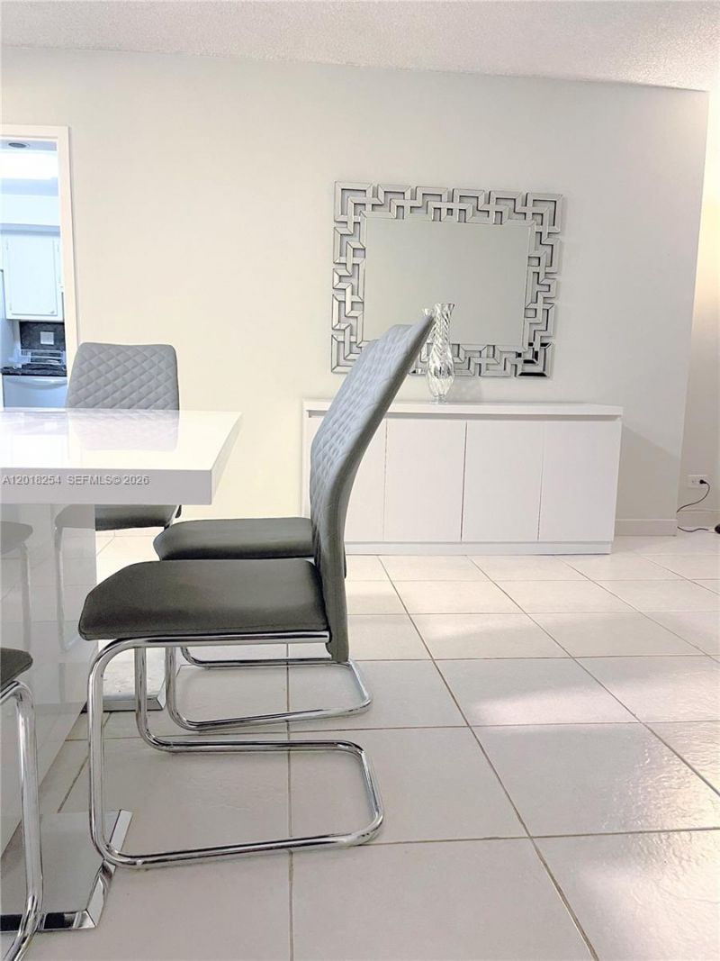 250 174th St, Unit 2311, Sunny Isles Beach, FL 33160 Photo