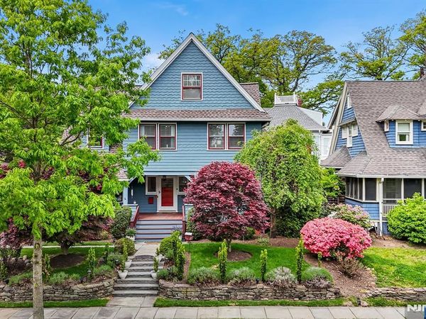 296 Ridgewood Avenue, GLEN RIDGE, NJ 07028