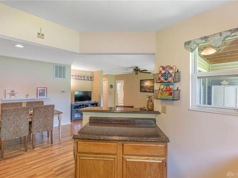 500 Waterfront Place, Washington Township, OH 45458 Photo 11