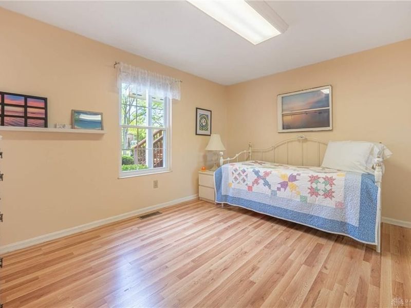 500 Waterfront Place, Washington Township, OH 45458 Photo 12