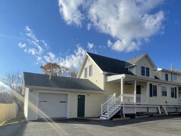 515 Winthrop St, Unit #1, Rehoboth, MA 02769