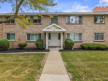 179 Old Lyme Drive, Unit 7, Buffalo, NY 14221
