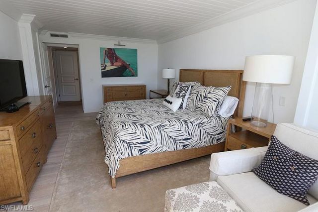 4041 Gulf Shore Blvd N, Unit 301, Naples, FL 34103 Photo