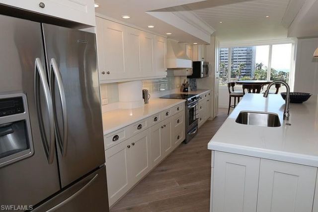 4041 Gulf Shore Blvd N, Unit 301, Naples, FL 34103 Photo