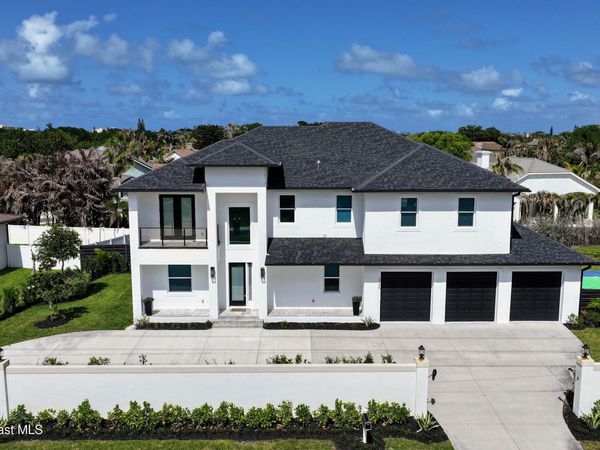 2345 N Riverside Drive, Indialantic, FL 32903