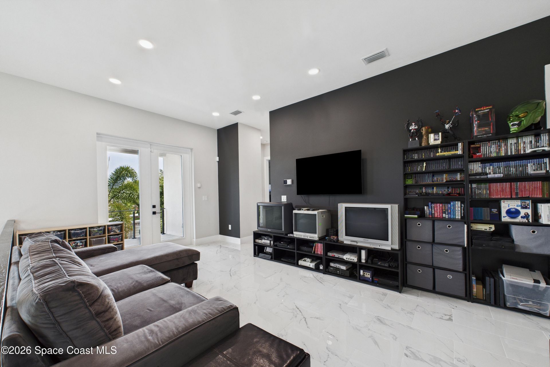 2345 N Riverside Drive , Melbourne, FL 32903 Photo