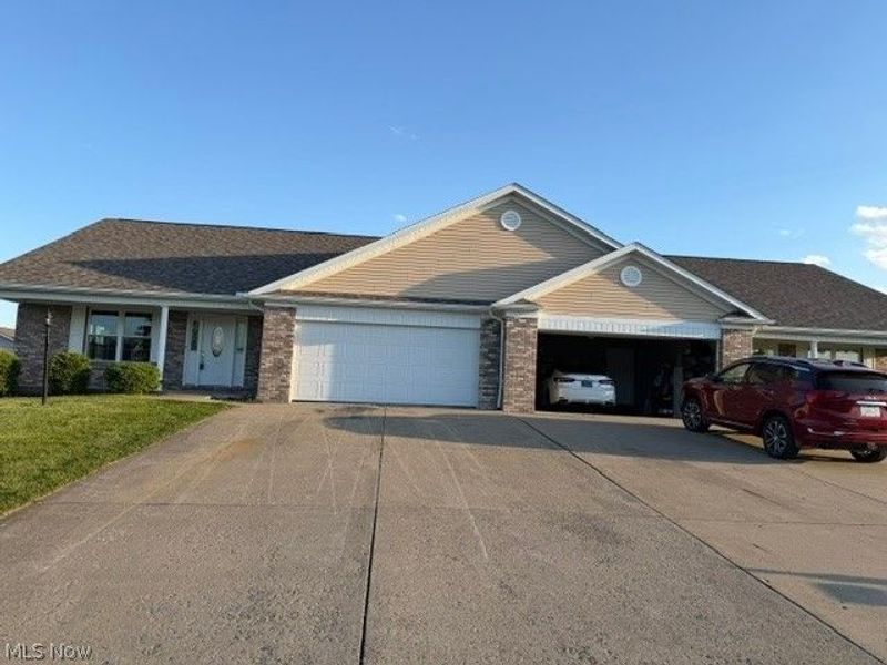 51986 Blue Spruce Drive, Saint Clairsville, OH 43950 Photo 2