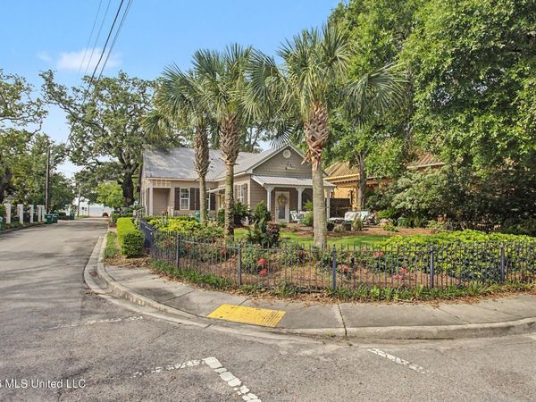 1521 Roberts Avenue, Gulfport, MS 39501