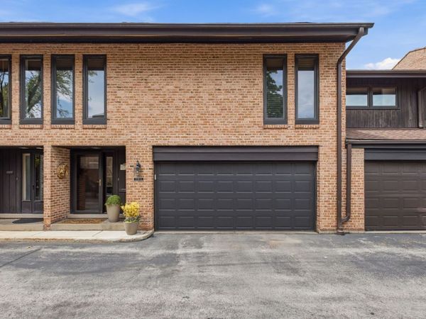 1719 Wildberry Drive , Unit D, Glenview, IL 60025