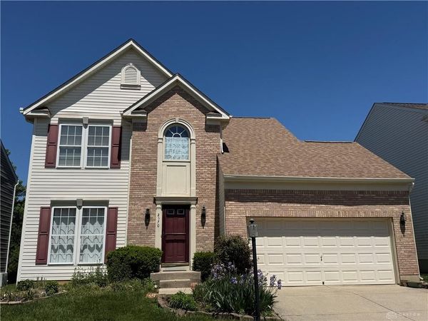 2570 King Arthur Way, Beavercreek, OH 45431