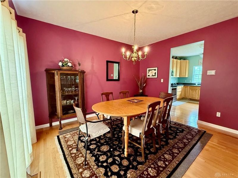 2570 King Arthur Way, Beavercreek, OH 45431 Photo 12