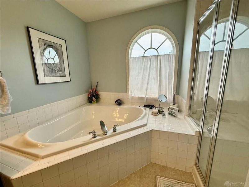 2570 King Arthur Way, Beavercreek, OH 45431 Photo 17