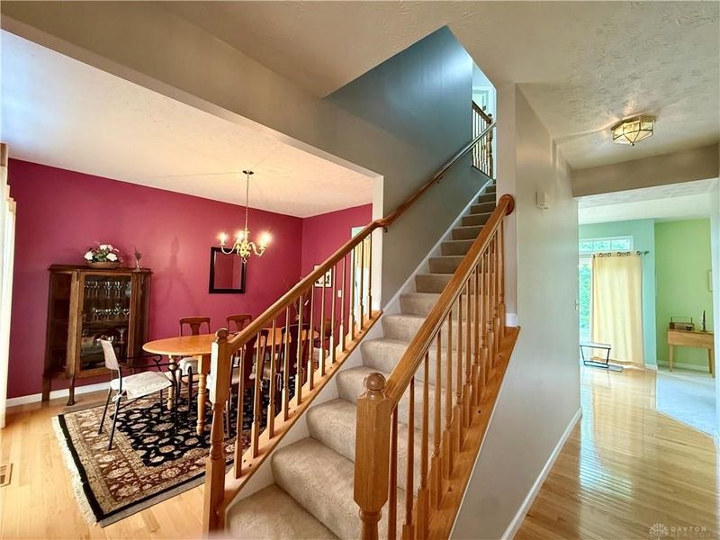2570 King Arthur Way, Beavercreek, OH 45431 Photo 2