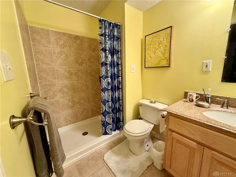 2570 King Arthur Way, Beavercreek, OH 45431 Photo 29