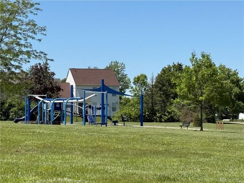 2570 King Arthur Way, Beavercreek, OH 45431 Photo 37