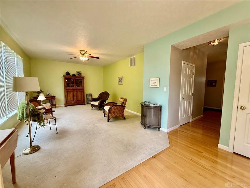 2570 King Arthur Way, Beavercreek, OH 45431 Photo 4