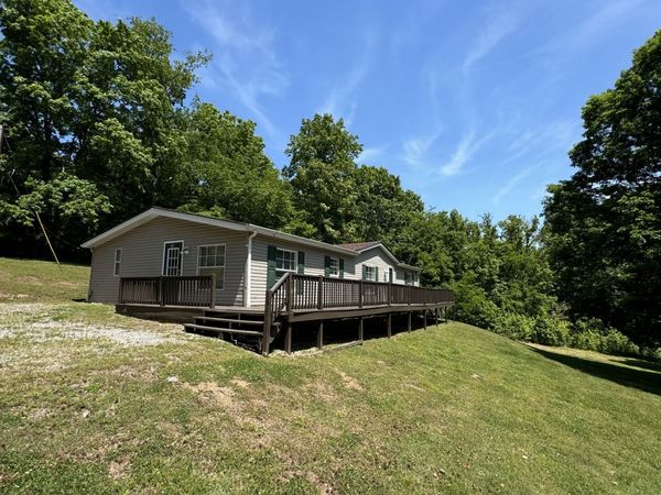 706 Laura Ln , Lebanon, TN 37087