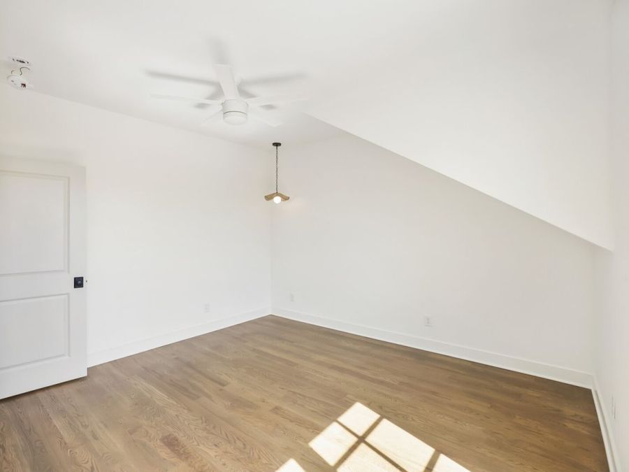 Property Image 79