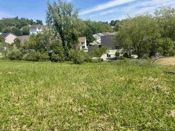 142 Southwind Circle, Morgantown, WV 26508