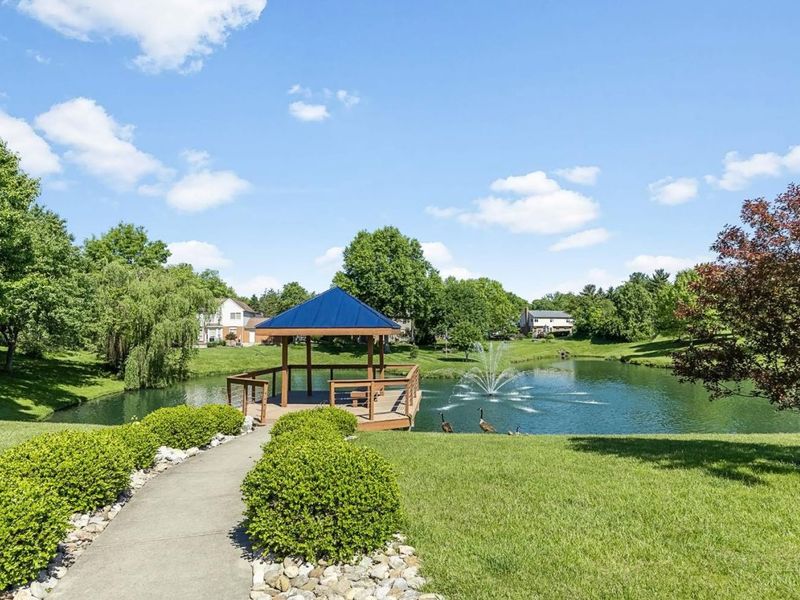 9821 Regatta Drive, Unit 303, Cincinnati, OH 45252 Photo 36