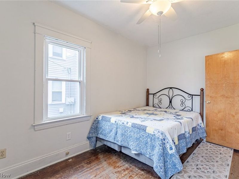 4512 Alpha Avenue, Cleveland, OH 44105 Photo 12