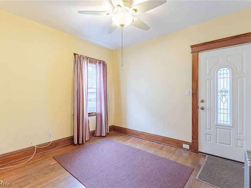 4512 Alpha Avenue, Cleveland, OH 44105 Photo 14