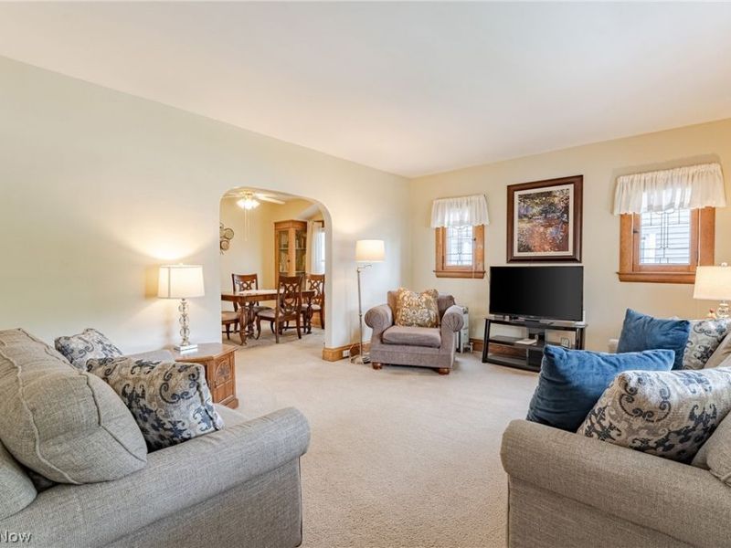 4512 Alpha Avenue, Cleveland, OH 44105 Photo 4