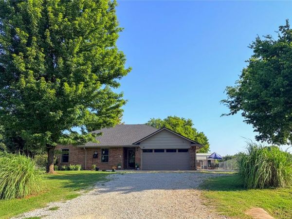 202 W 1st Street, Wanette, OK 74878