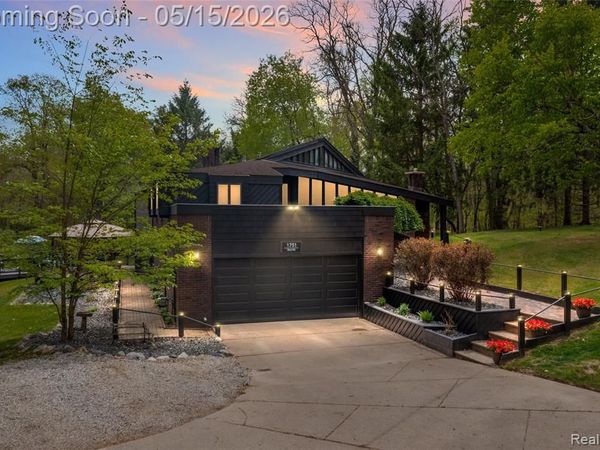 1751 Bird Road, Groveland Twp, MI 48462