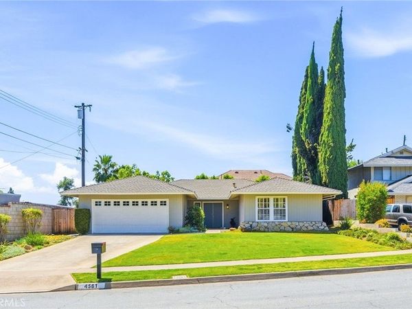4561 School, Yorba Linda, CA 92886