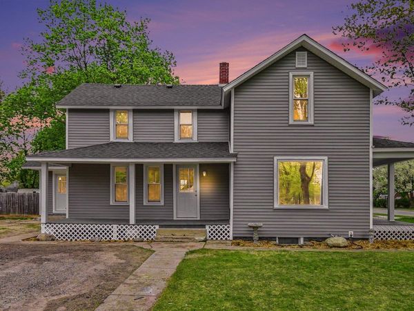 601 Arcade Street N, Gladwin, MI 48624