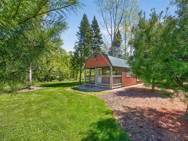 606 Root River Street SW, Chatfield, MN 55923