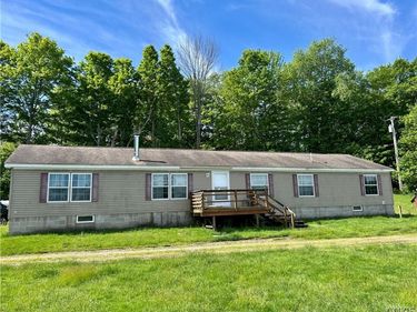 7 Beach Road, Camden, NY 13316