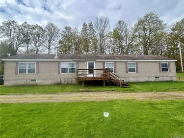7 Beach Road, Camden, NY 13316