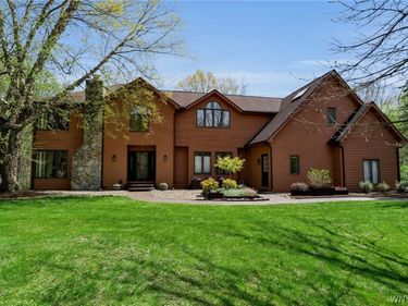 4789 Shimerville Road, Clarence, NY 14031